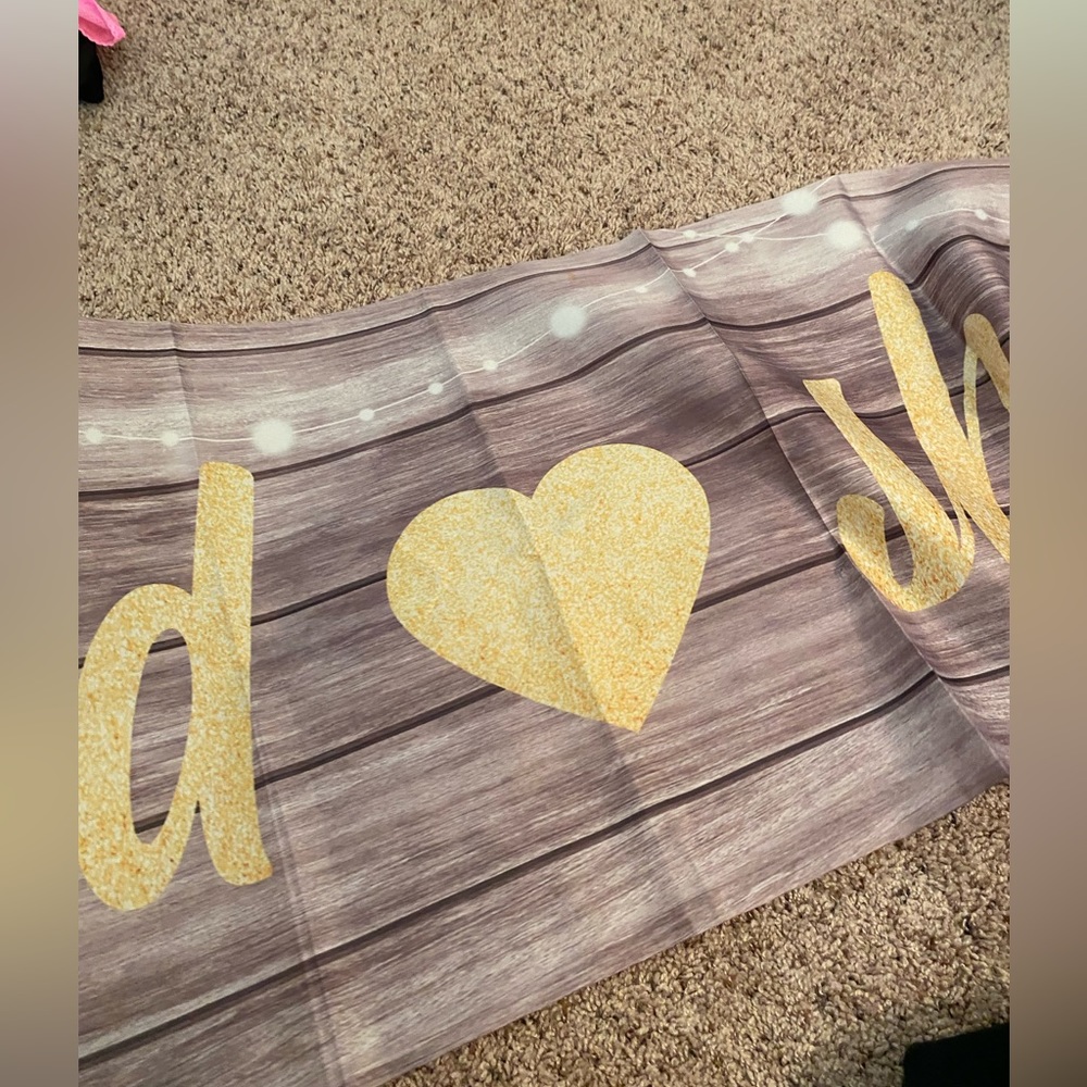 Engagement banner - Picture 2 of 7